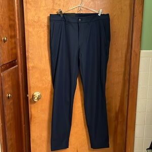 Men’s Lululemon ABC Trouser Slim pant
